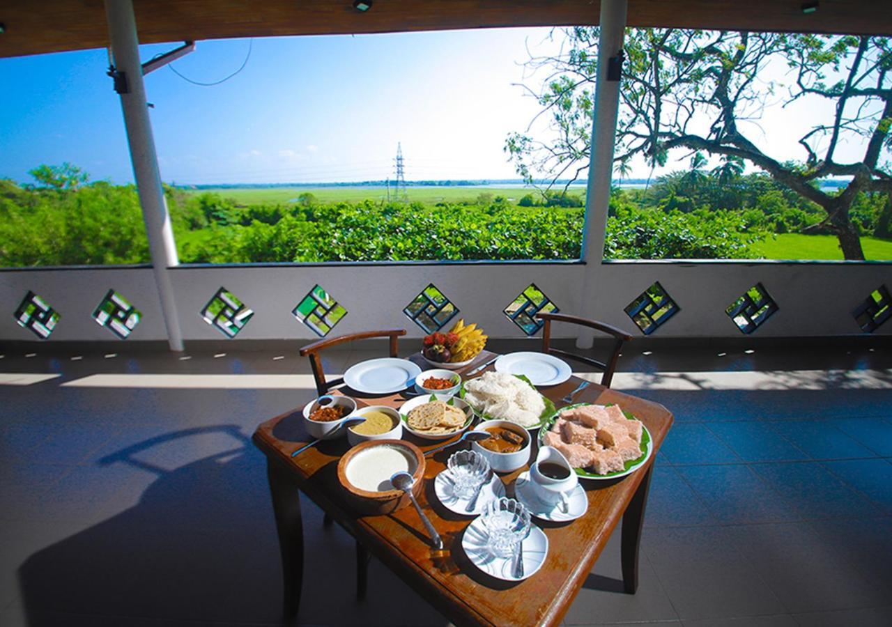Birdsong Leisure Resort Тіссамахарама Екстер'єр фото