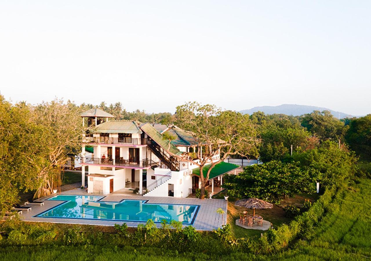 Birdsong Leisure Resort Тіссамахарама Екстер'єр фото