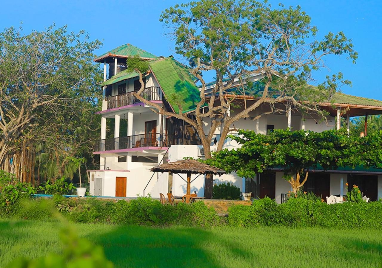 Birdsong Leisure Resort Тіссамахарама Екстер'єр фото