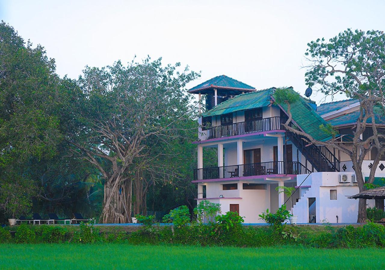 Birdsong Leisure Resort Тіссамахарама Екстер'єр фото